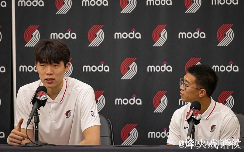 记者:开拓者绝对把杨瀚森当未来培养,短期内不太可能交易 记者:开拓者绝对把杨瀚森当未来培养,短期内不太可能交易