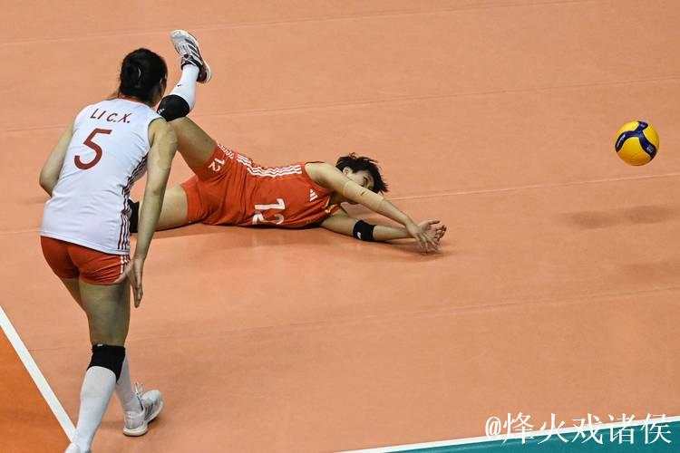 U21女排世锦赛:中国队3-0横扫泰国晋级八强 U21女排世锦赛:中国队3-0横扫泰国晋级八强